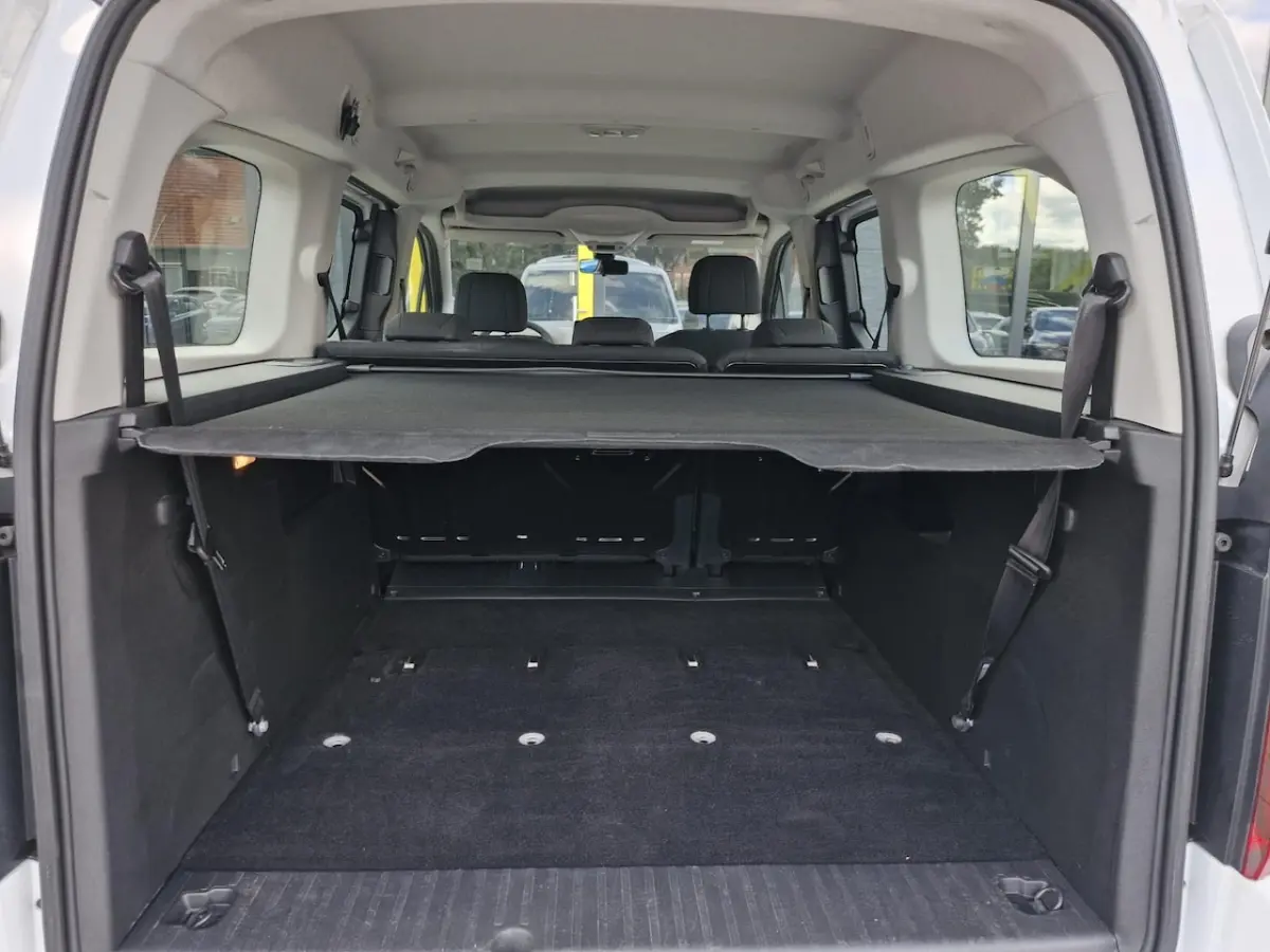 1.2 Turbo L2H1 Edition 7p. | Parkeersensoren | Navigatie | Telefoon | Apple Carplay | Andr