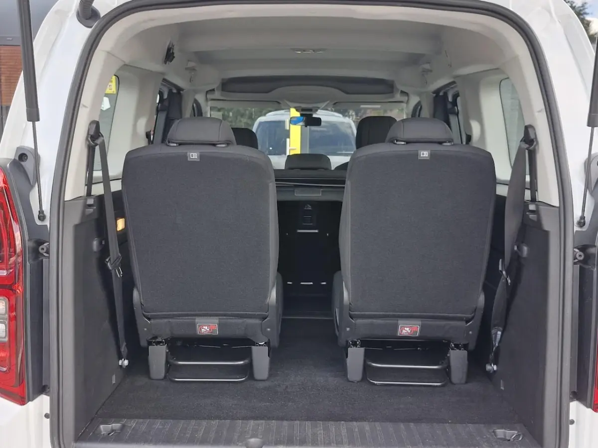 1.2 Turbo L2H1 Edition 7p. | Parkeersensoren | Navigatie | Telefoon | Apple Carplay | Andr