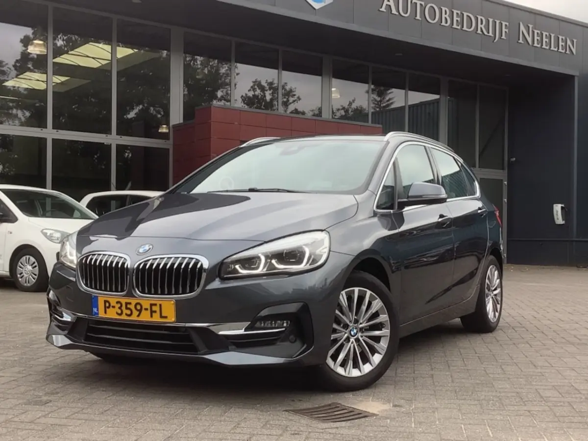 218i AUT. Business Edition Plus I panorama I leder