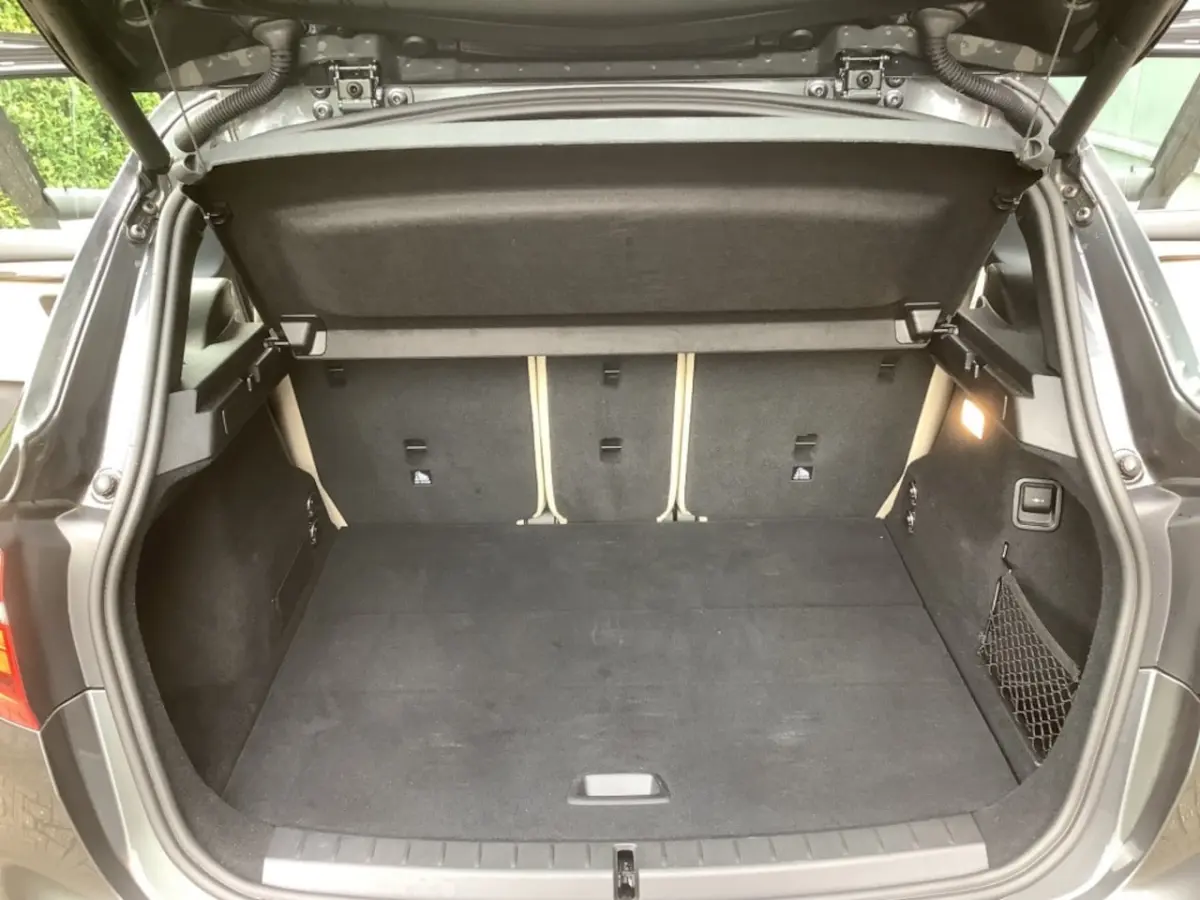 218i AUT. Business Edition Plus I panorama I leder