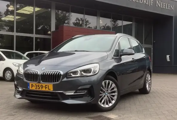 218i AUT. Business Edition Plus I panorama I leder