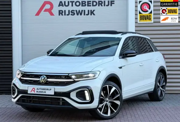 1.5 TSI 3xR-Line Pano/IQ.Light/Keyless/Camera