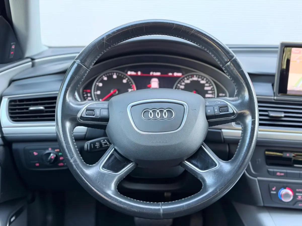 1.8 TFSI ultra Premium Edition Dak/BOSE/HuD