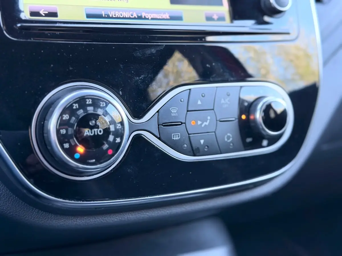 0.9 TCe Intens Keyless/Navigatie