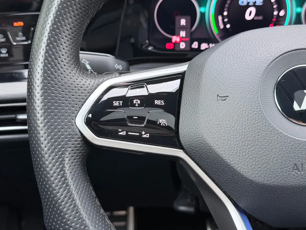 1.4 eHybrid GTE Pano/Camera/Blindspot