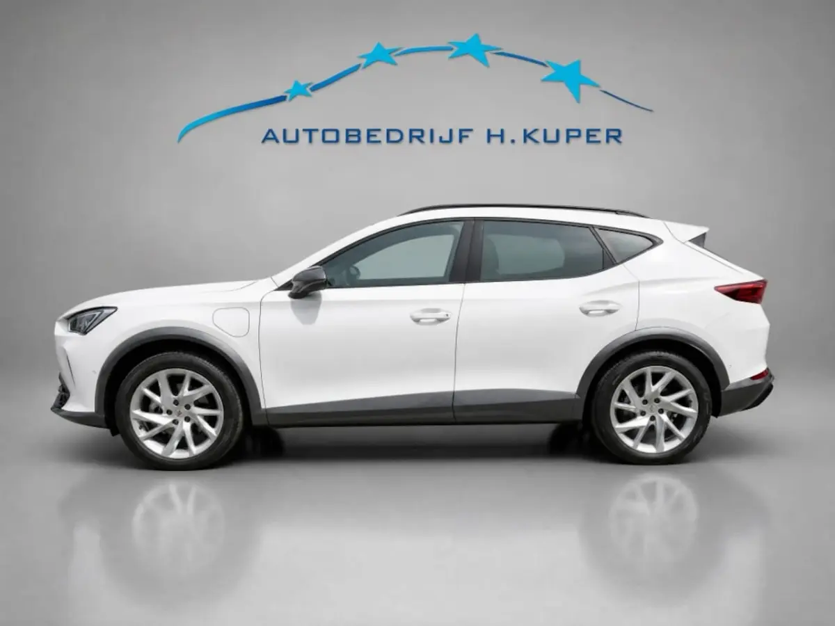 1.4 TSI e-Hybrid Essential | Pano | Adap. Cruise | Navi | Carpla