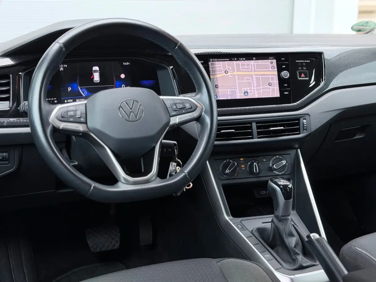 1.0 TSI Life AppleCarPlay/Navi/Acc