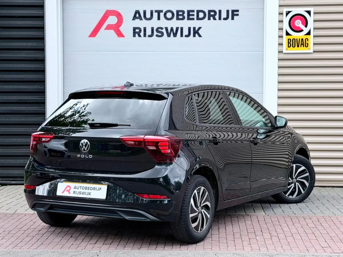 1.0 TSI Life AppleCarPlay/Navi/Acc