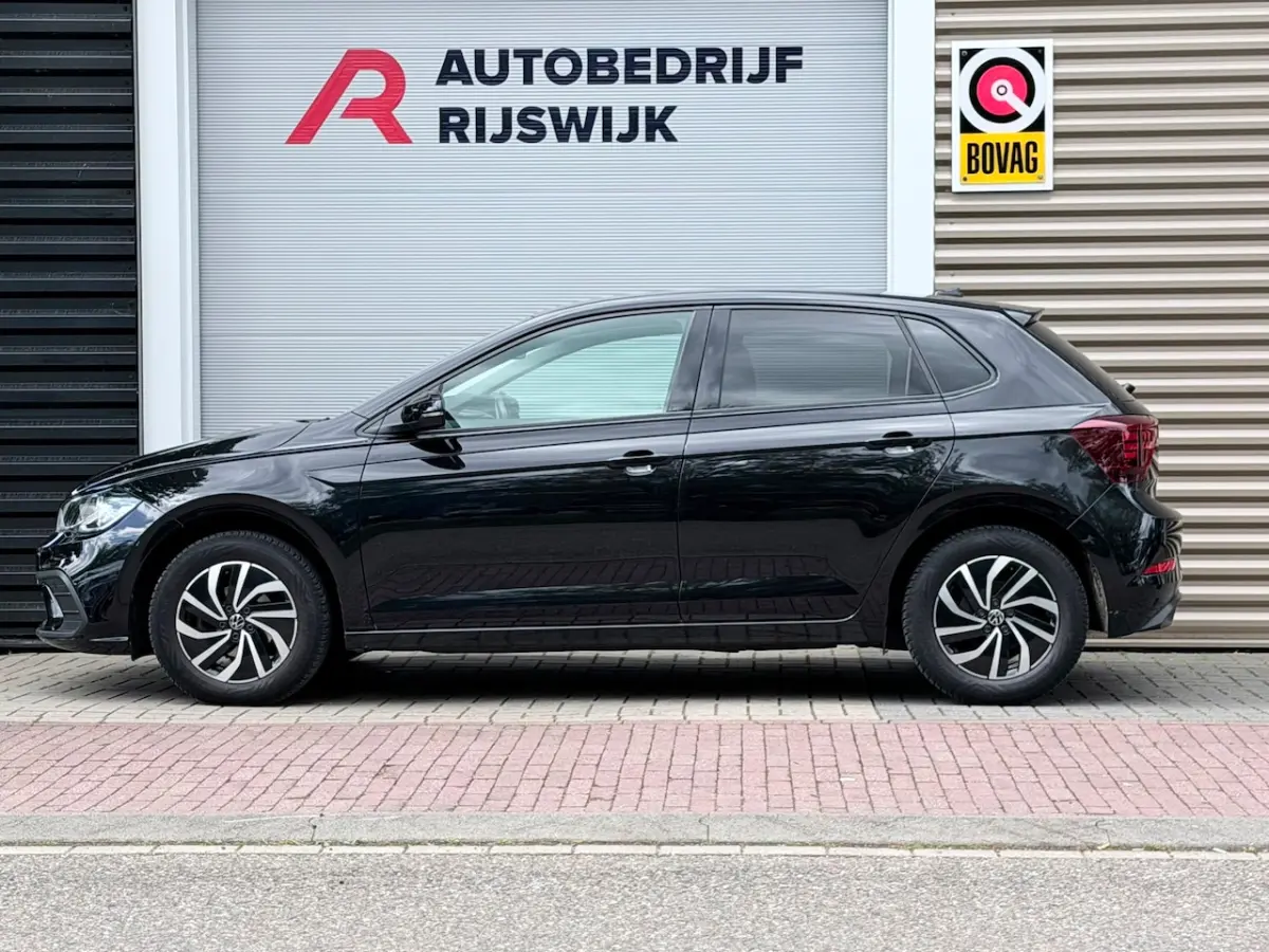 1.0 TSI Life AppleCarPlay/Navi/Acc