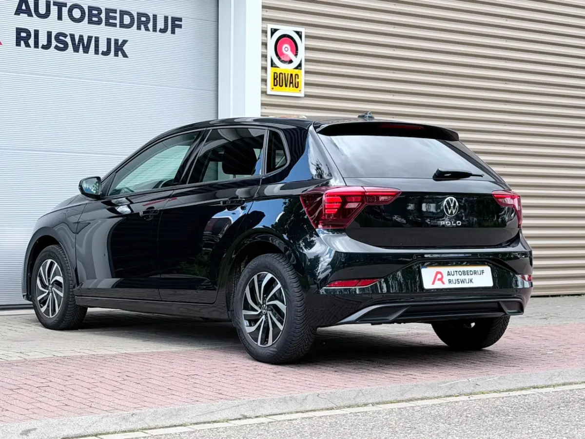 1.0 TSI Life AppleCarPlay/Navi/Acc