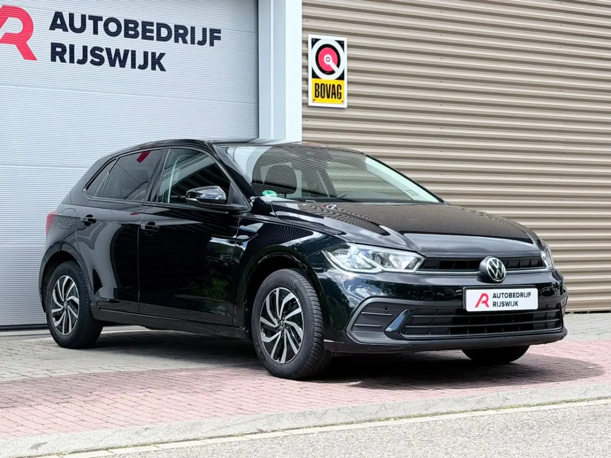 1.0 TSI Life AppleCarPlay/Navi/Acc