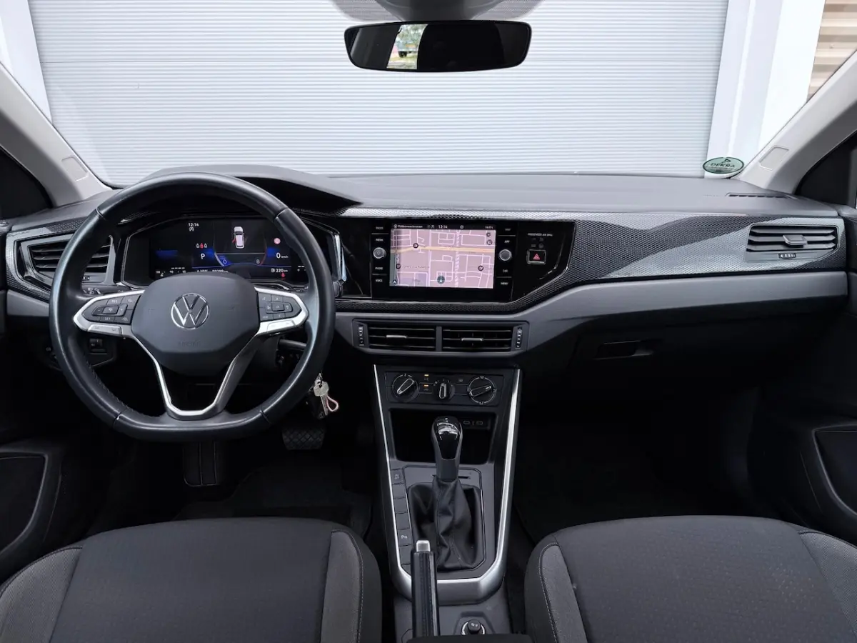 1.0 TSI Life AppleCarPlay/Navi/Acc