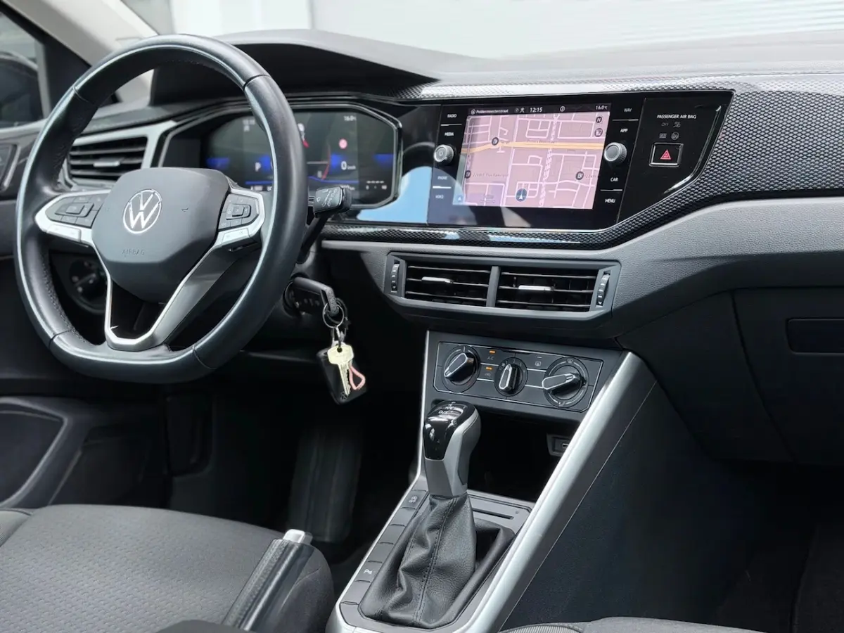 1.0 TSI Life AppleCarPlay/Navi/Acc