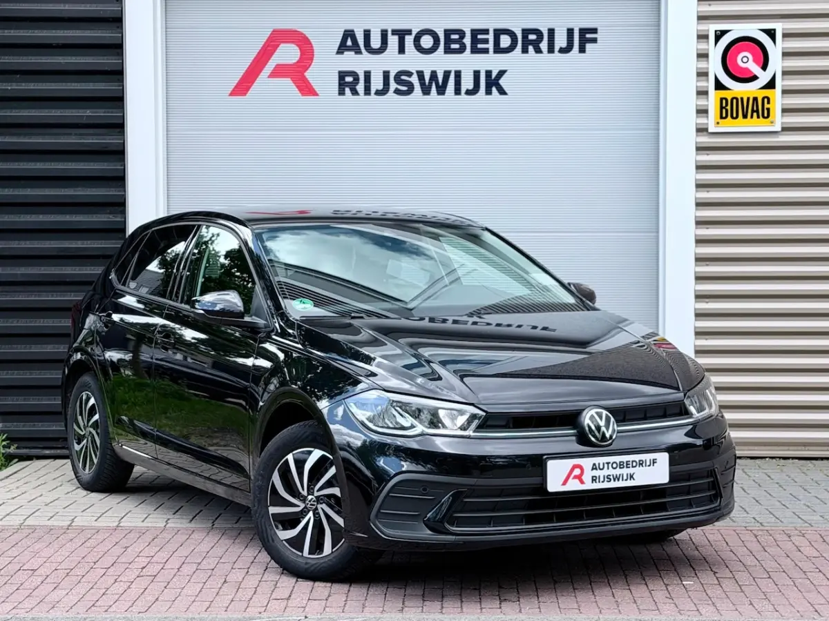 1.0 TSI Life AppleCarPlay/Navi/Acc