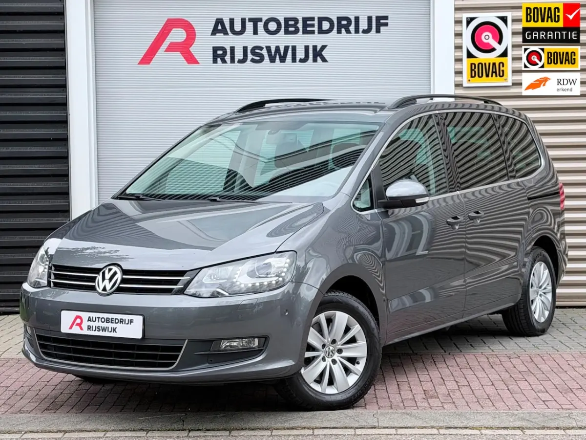 Volkswagen Sharan 2011 Benzine Automatisch leasen