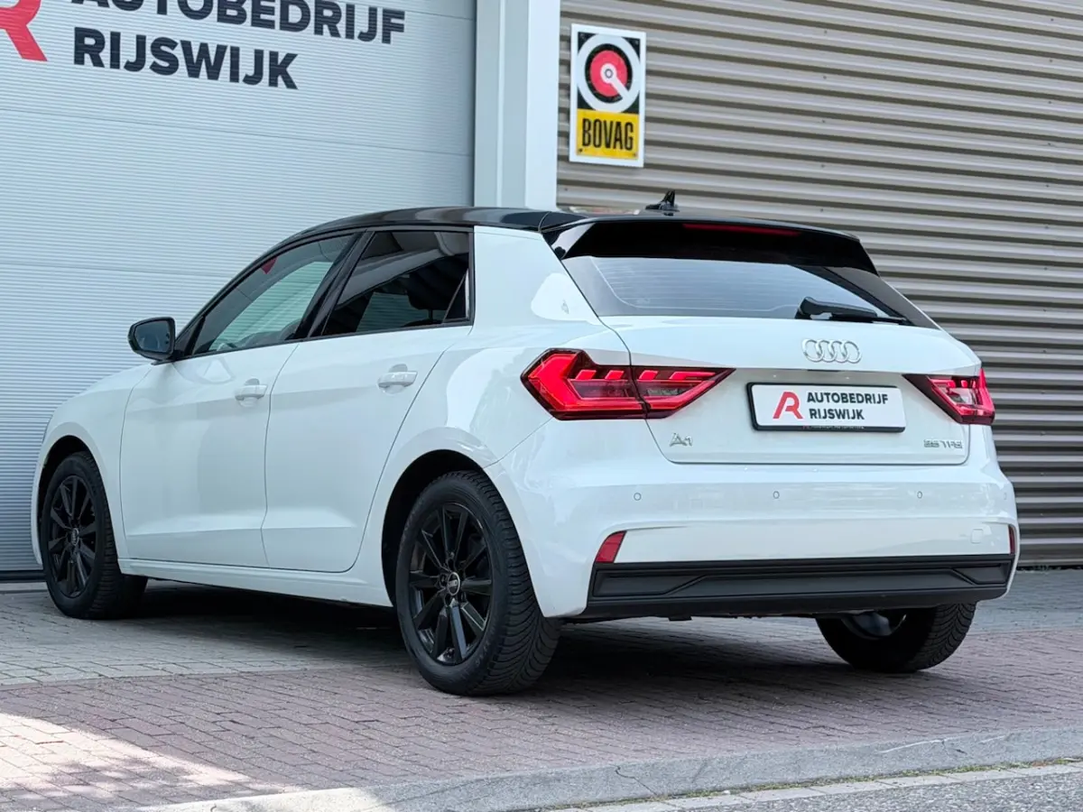 25 TFSI Edition AppleCarPlay/Xenon