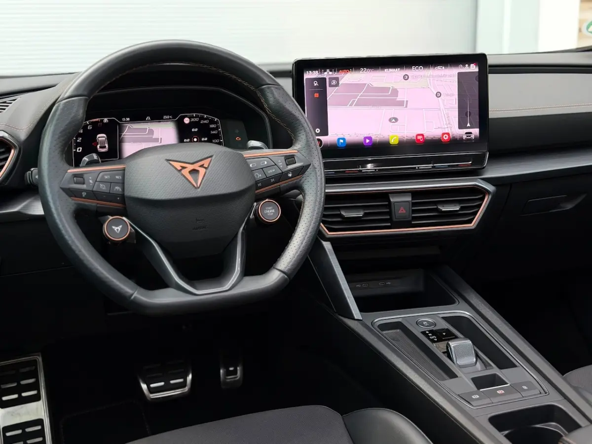 1.4 e-Hybrid VZ Performance Pano/360/Sfeer