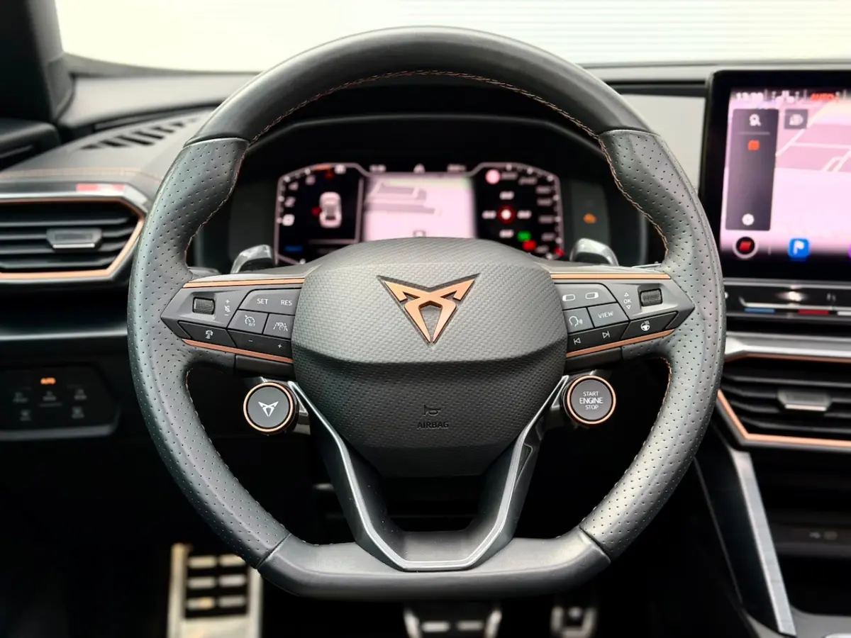 1.4 e-Hybrid VZ Performance Pano/360/Sfeer