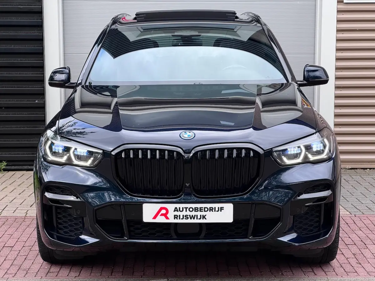 XDrive45e High Executive Pano/H&K/Memory/Laser
