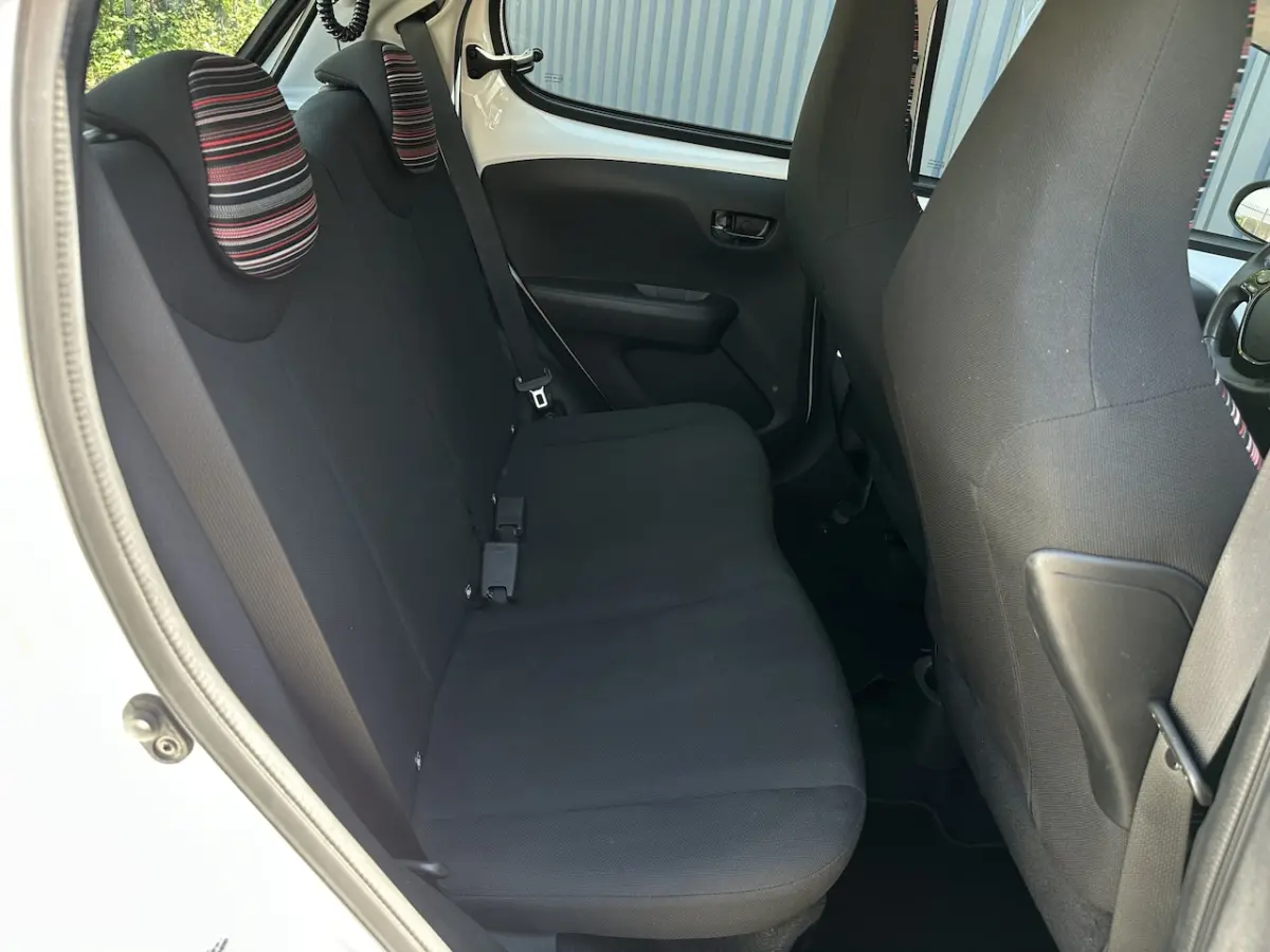 1.0 VTi Shine BTW, Camera, NAP, Carplay