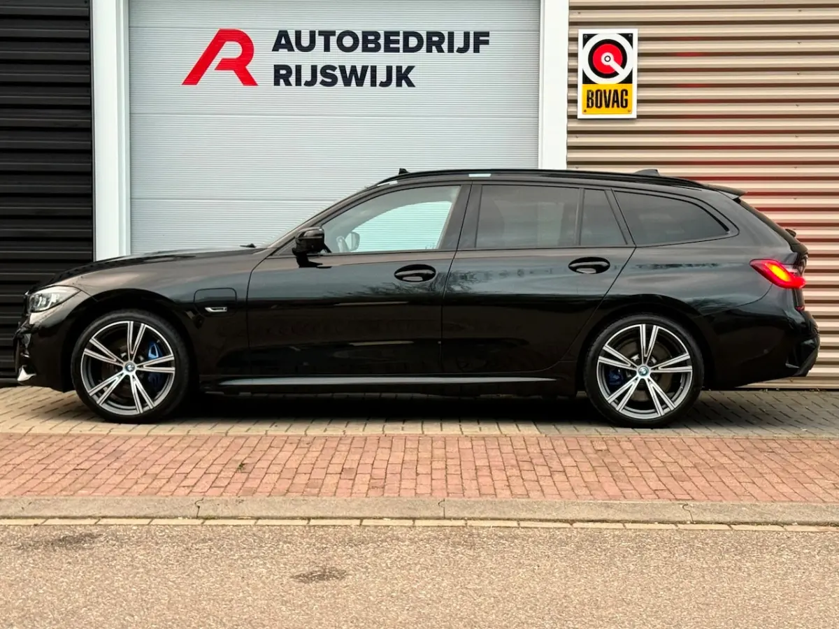 330e xDrive Business Edition Plus Carbon/360