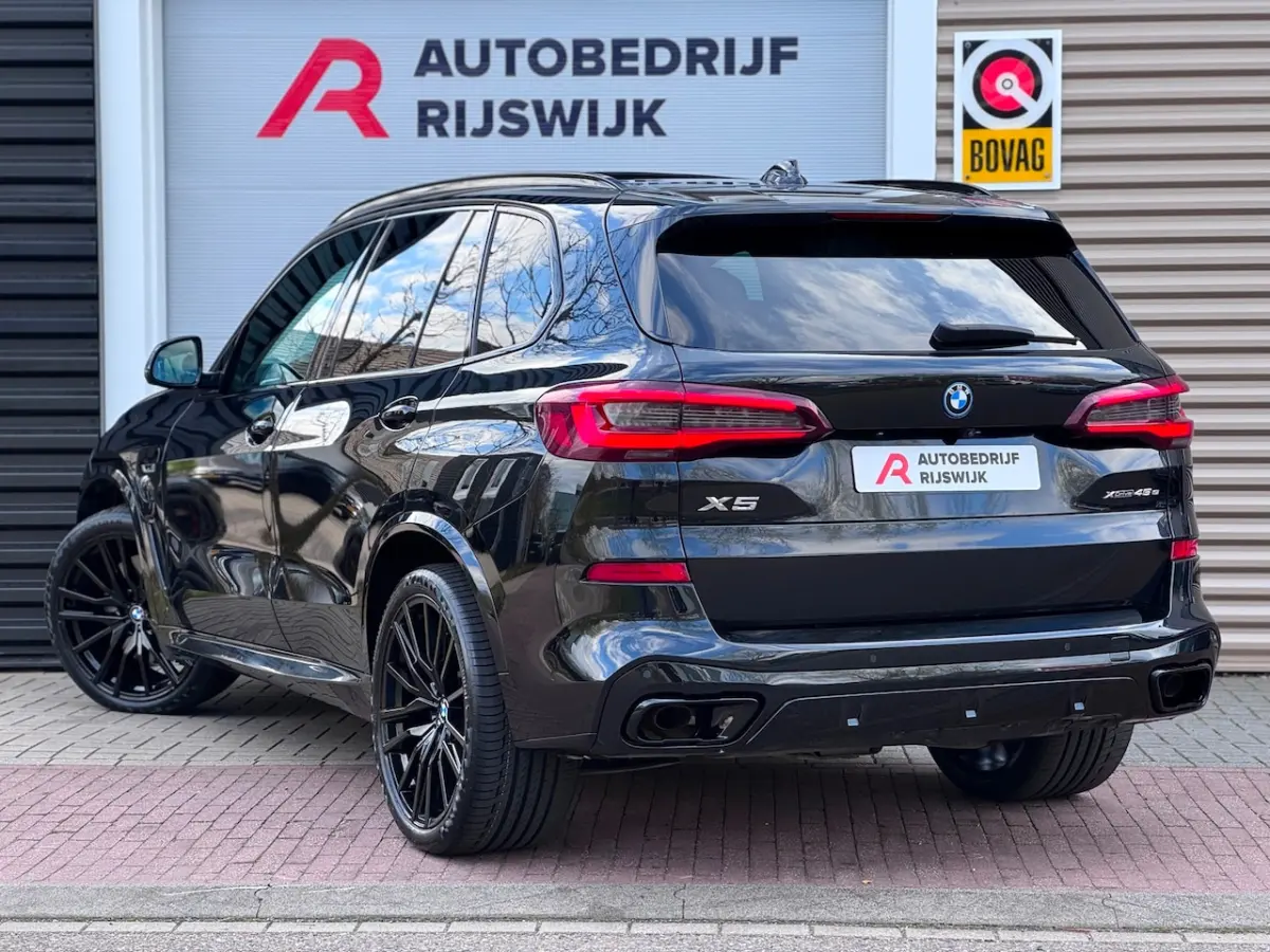XDrive45e High Executive M Seats/360/HuD/Memory