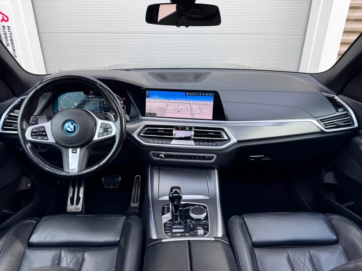 XDrive45e High Executive M Seats/360/HuD/Memory