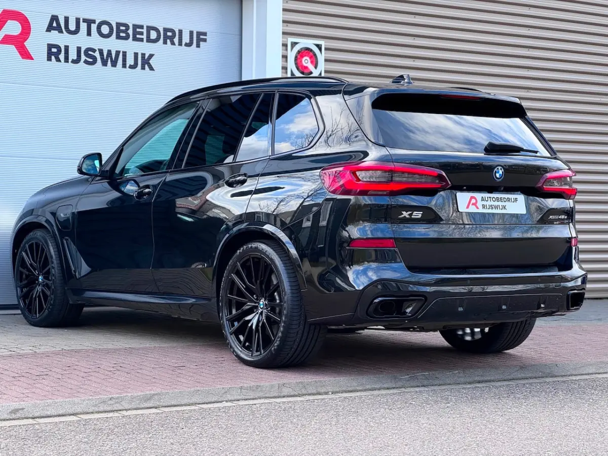 XDrive45e High Executive M Seats/360/HuD/Memory