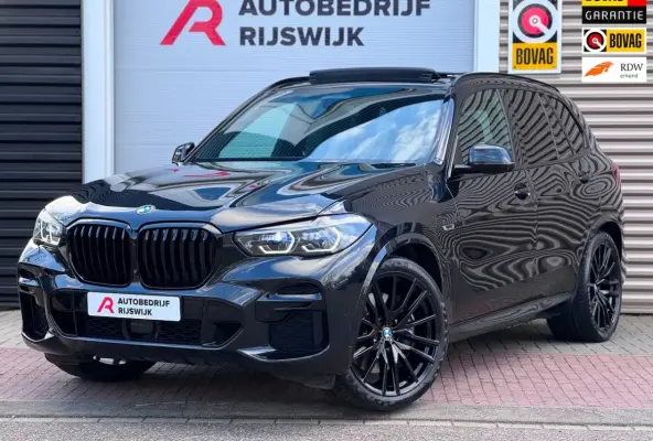 XDrive45e High Executive M Seats/360/HuD/Memory