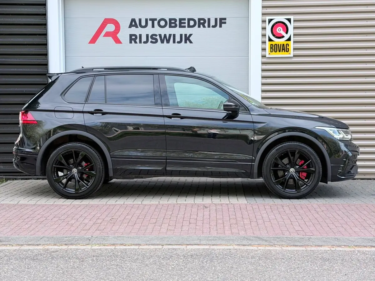 1.4 TSI eHybrid R-Line Pano/Camera/Virtual/AppleCar