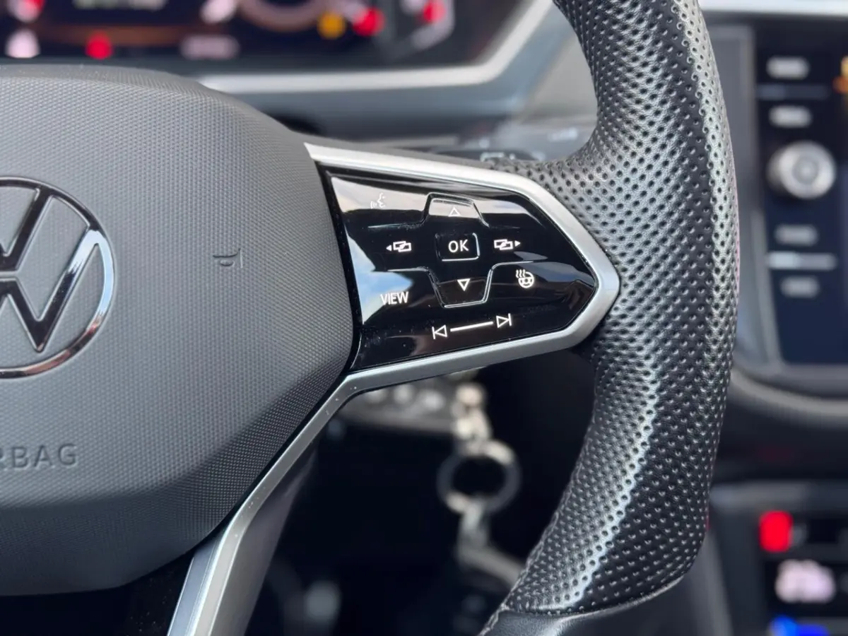 1.4 TSI eHybrid R-Line Pano/Camera/Virtual/AppleCar