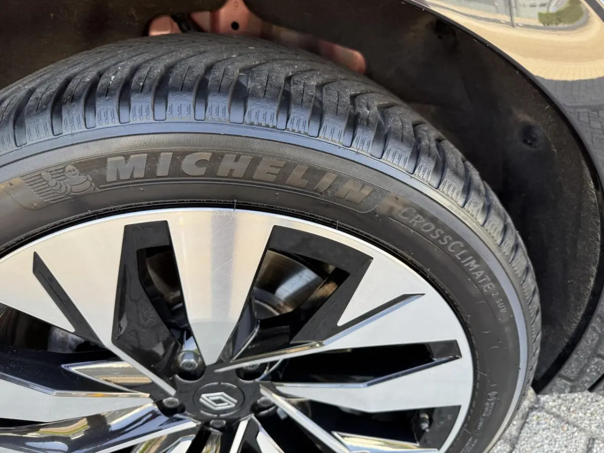 1.2 E-Tech full hybrid 200 techno ACHTERASBESTURING