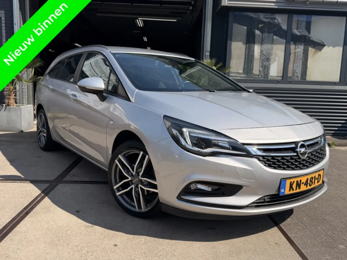 1.0 Edition DAB+ Navi NAP Inruil mogelijk