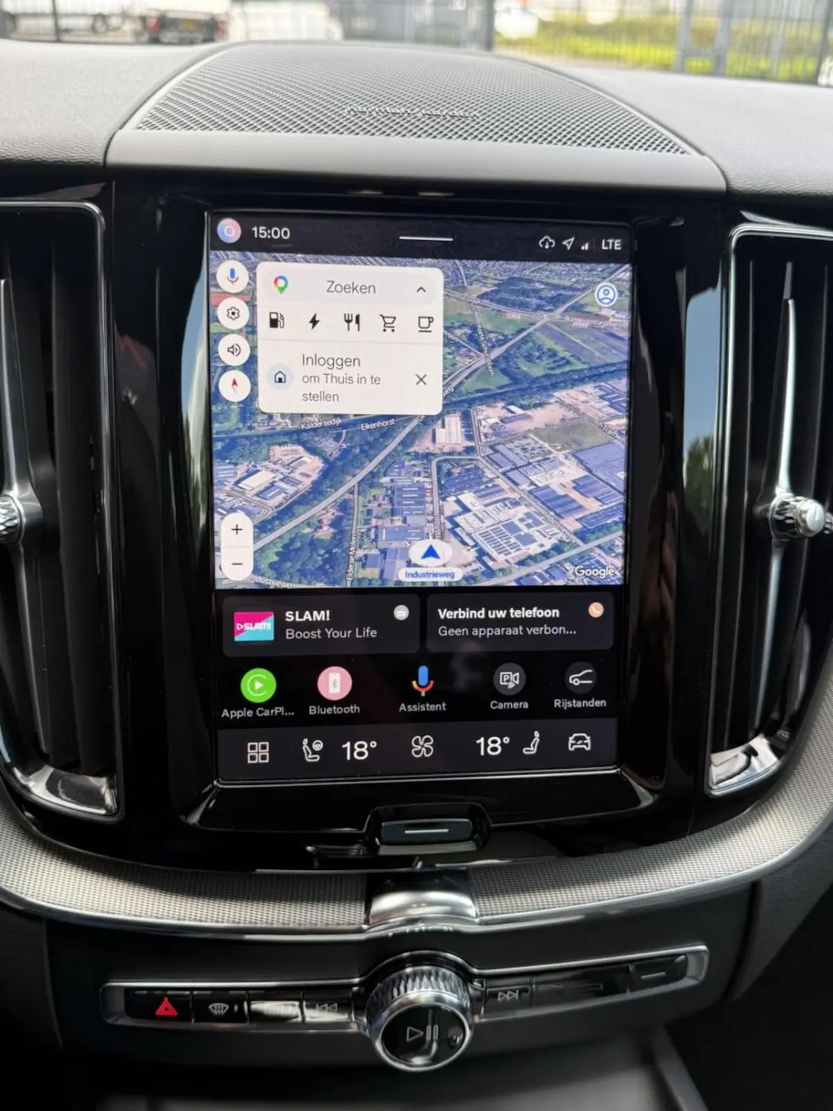 2.0 T8 Plug-in hybrid AWD Plus Black Edition HARMAN / PANO