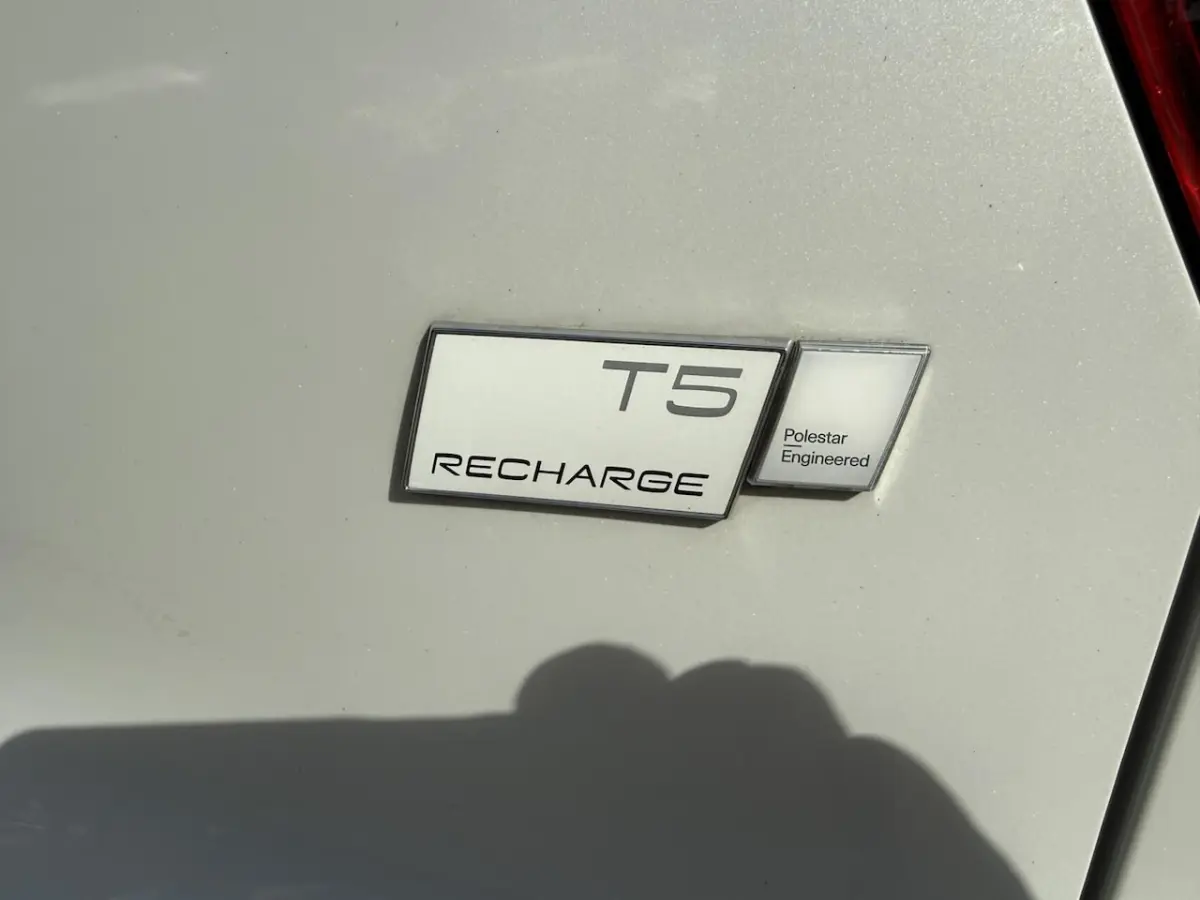 1.5 T5 Recharge POLESTAR PANO TREKHAAK adaptive cruis