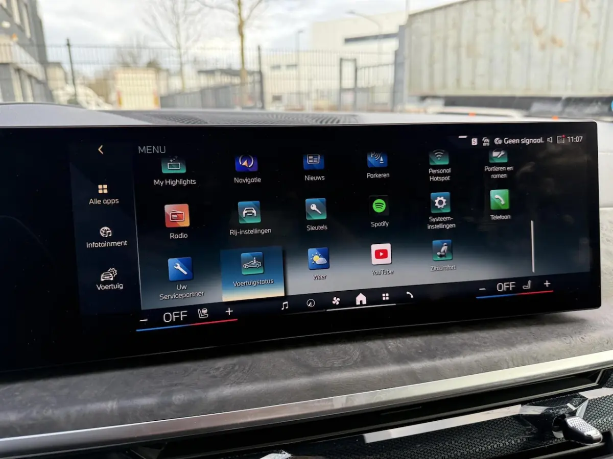 xDrive50e M SPORT PANO HEAD UP 22`` DRAVITGRAU