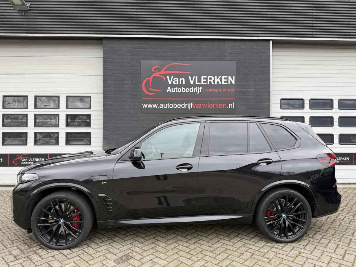 xDrive50e M SPORT HEADUP PANO 22 INCH TREKHAAK