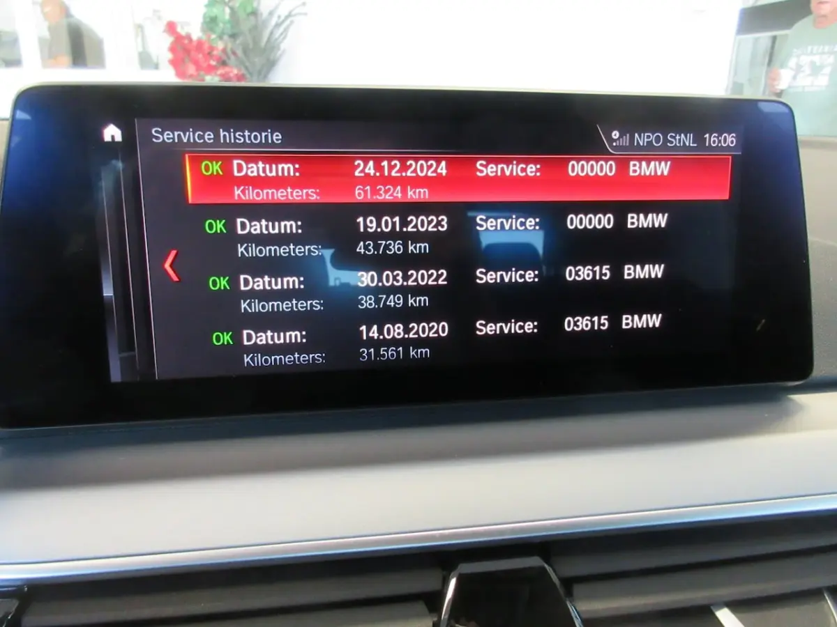 520i Executive Edition / Navi Prof. / D-Glas