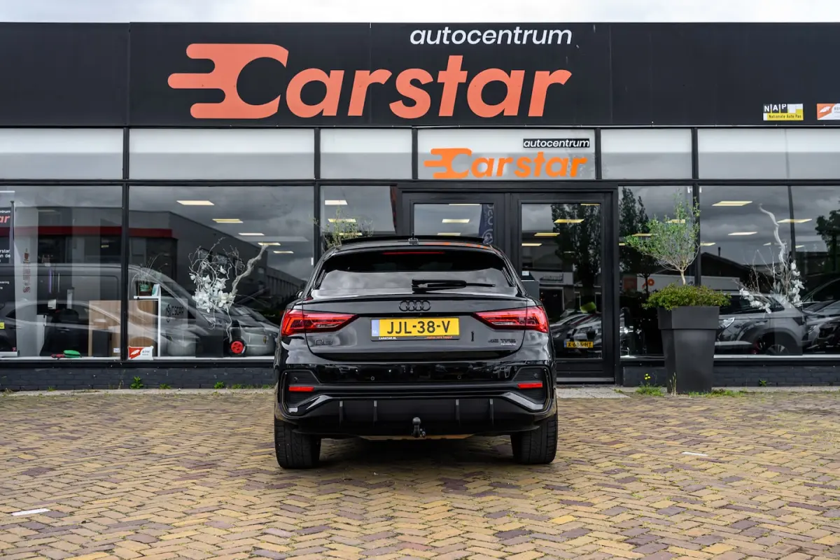 45 TFSI quattro edition one|Pano|Leder|S-Line