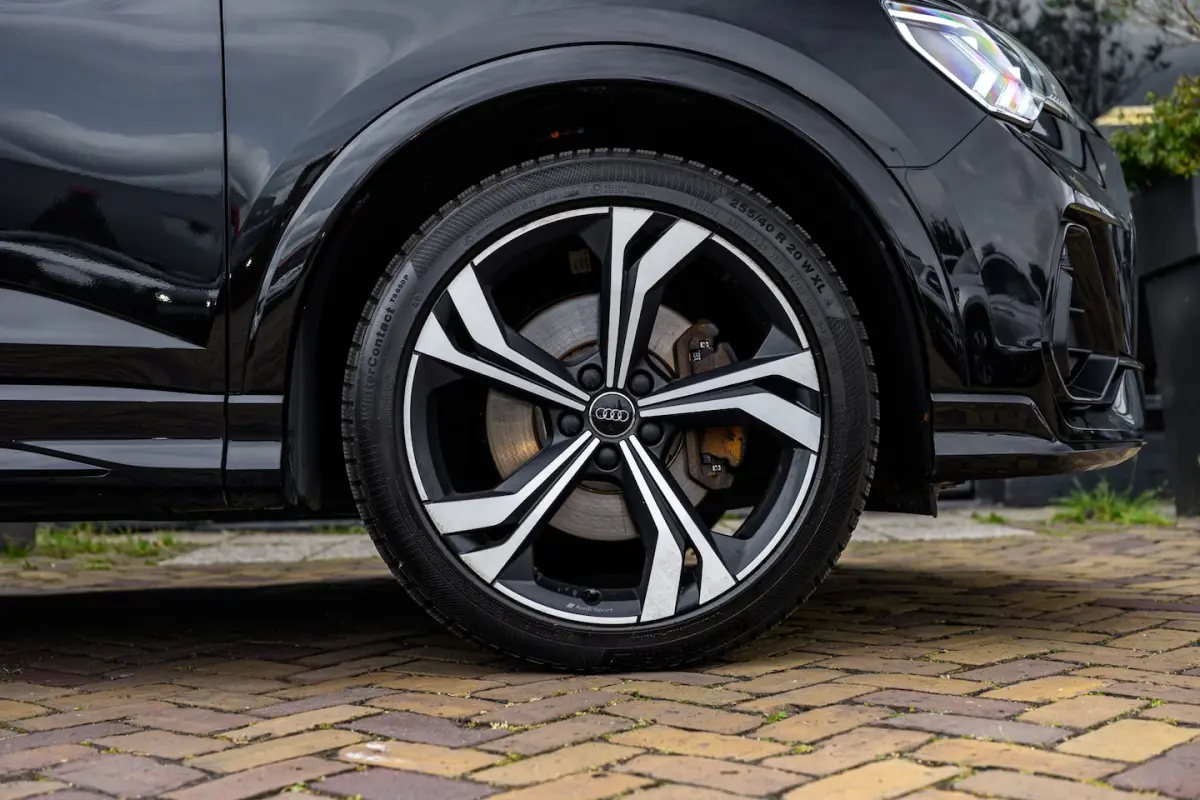 45 TFSI quattro edition one|Pano|Leder|S-Line