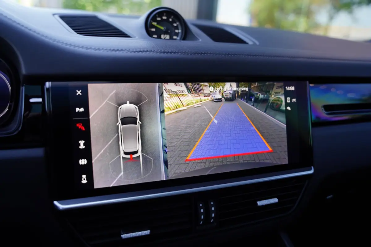 3.0 E-Hybrid / Head Up / Facelift / Panoramadak