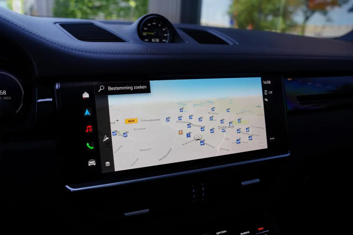 3.0 E-Hybrid / Head Up / Facelift / Panoramadak