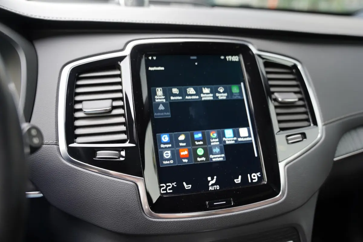 2.0 T8 Twin Engine AWD Inscription / Polestar / Bowers & Wilkins / Panoramadak / 1e Eigena