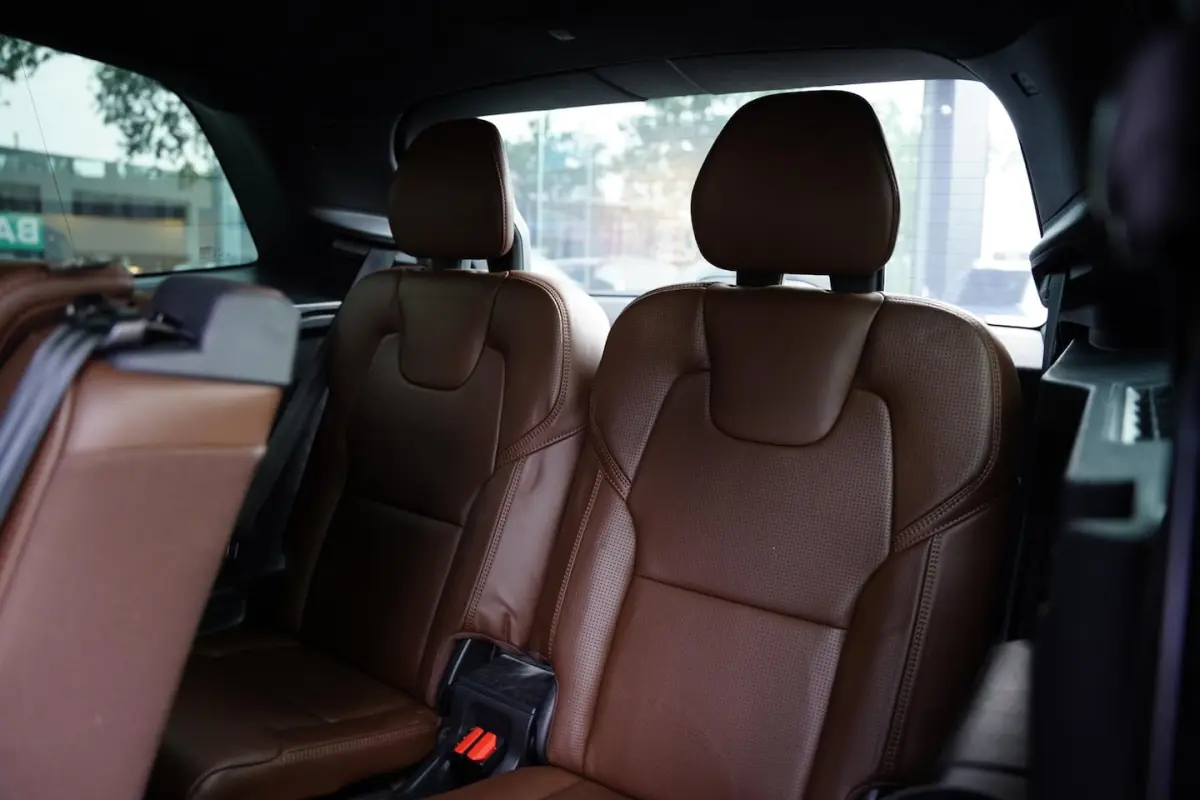 2.0 T8 Twin Engine AWD Inscription / Polestar / Bowers & Wilkins / Panoramadak / 1e Eigena