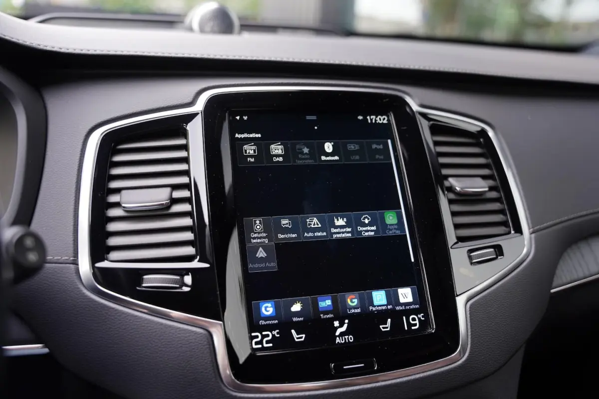 2.0 T8 Twin Engine AWD Inscription / Polestar / Bowers & Wilkins / Panoramadak / 1e Eigena