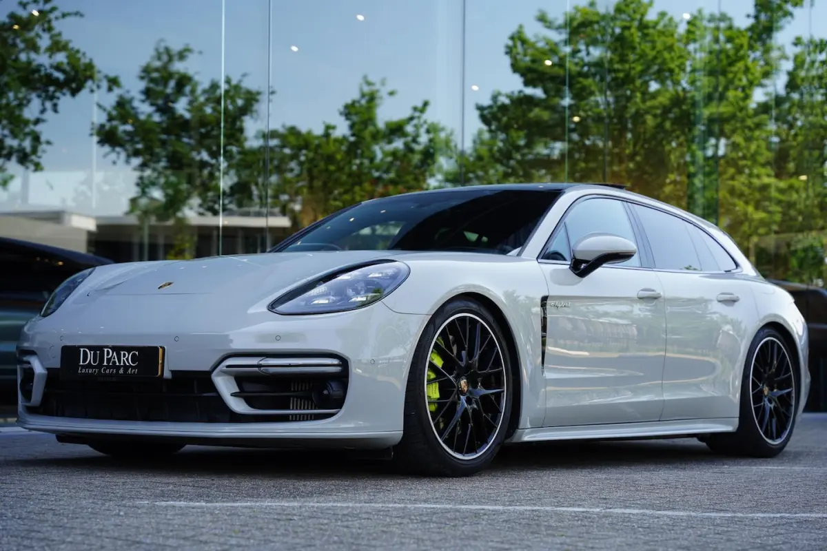 2.9 4S / Krijtgrijs / Sport Design / Sportuitlaat