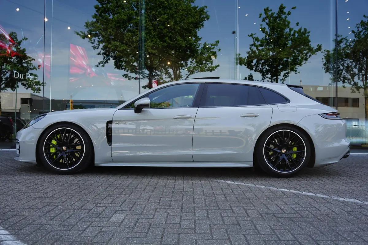 2.9 4S / Krijtgrijs / Sport Design / Sportuitlaat
