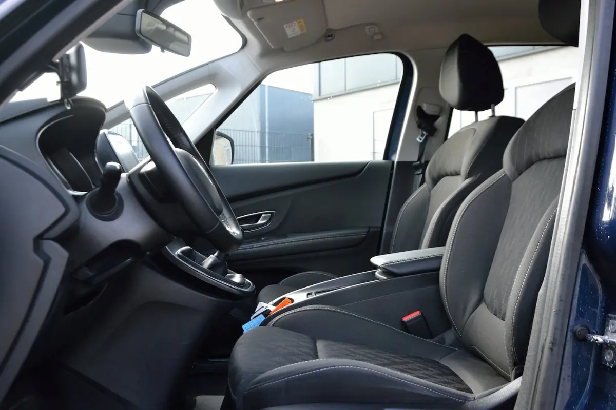 1.3 TCe Limited 140PK | 7 Persoons | Navigatie | Trekhaak | Parkeersensoren v+a