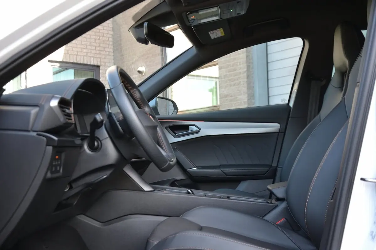1.4 e-Hybrid VZ Performance 245PK | Navigatie | Achteruitrijcamera | ACC | Sportstoelen