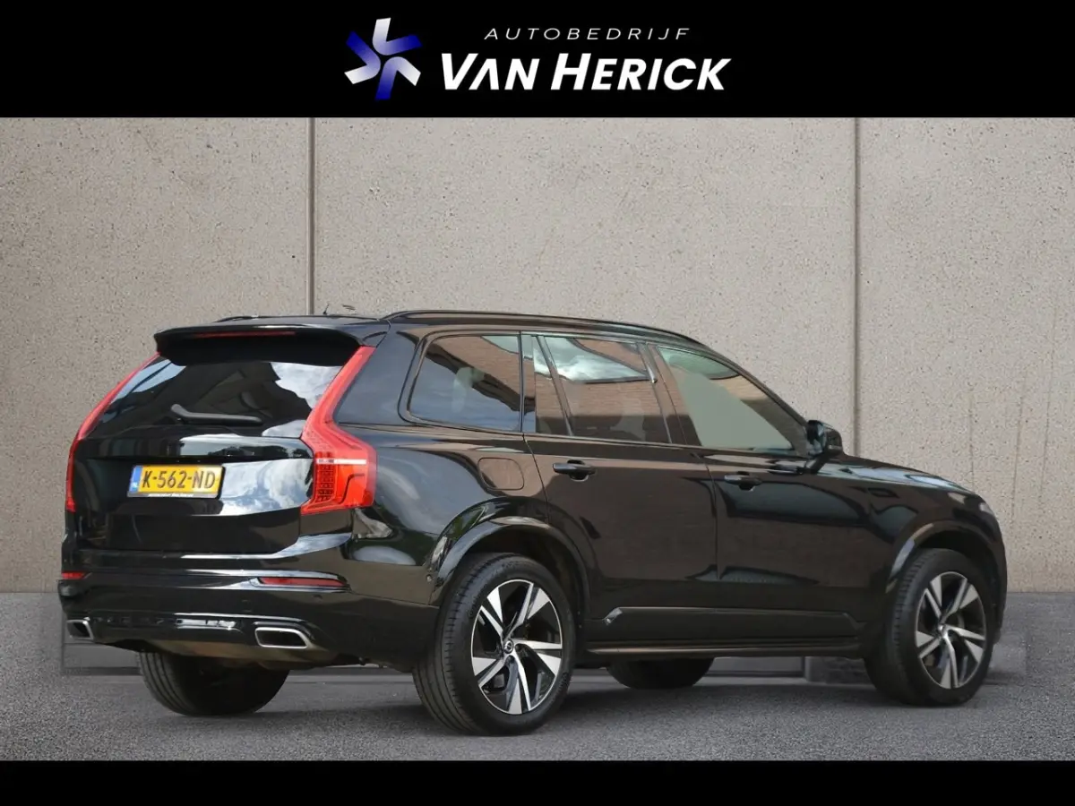 2.0 T8 Recharge AWD R-Design 7 persoons | Panoramadak | Winterpakket PRO | Head-up | 360 C
